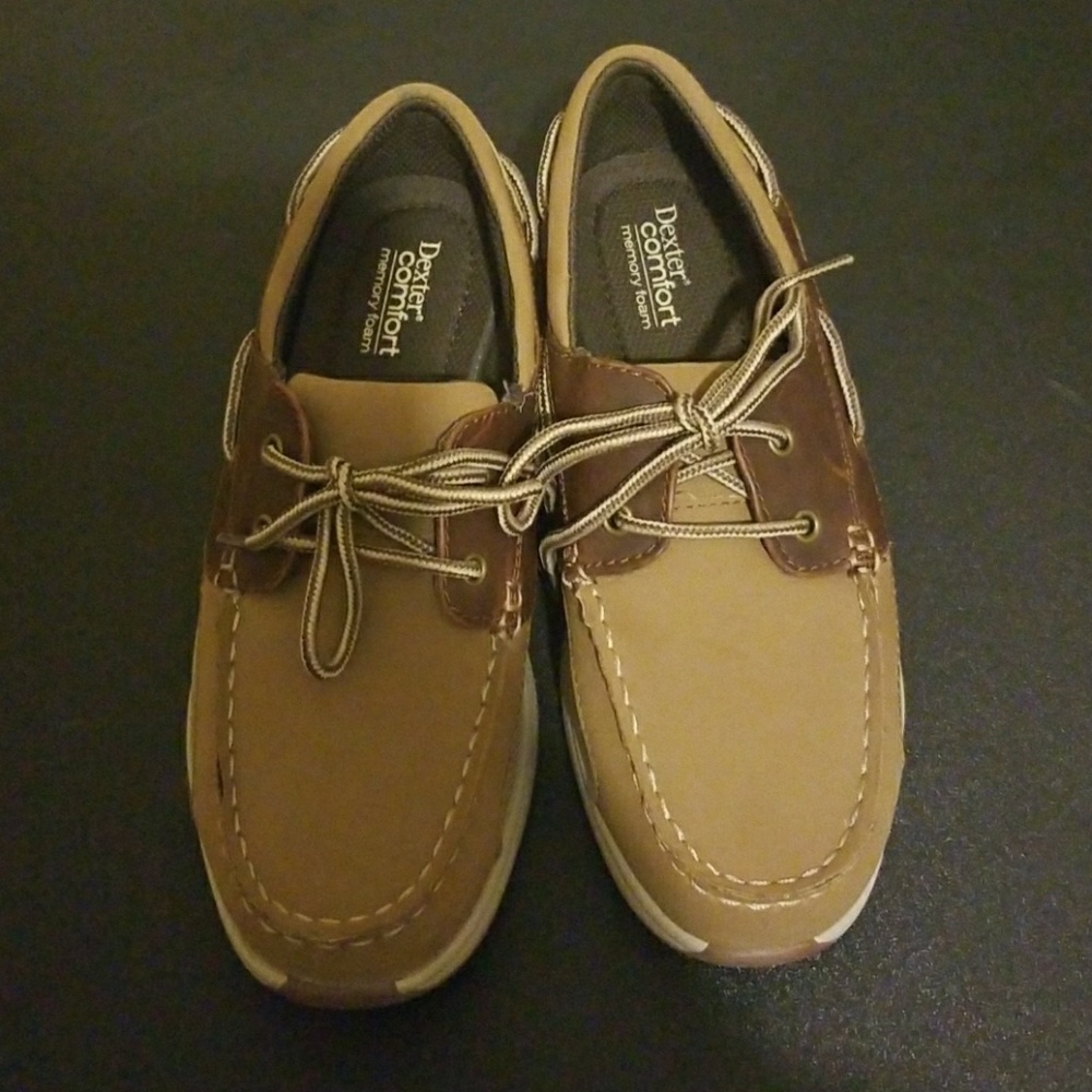 Size 7.5 shoes never worn